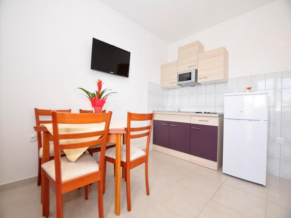 Apartments Zora Tučepi Kültér fotó